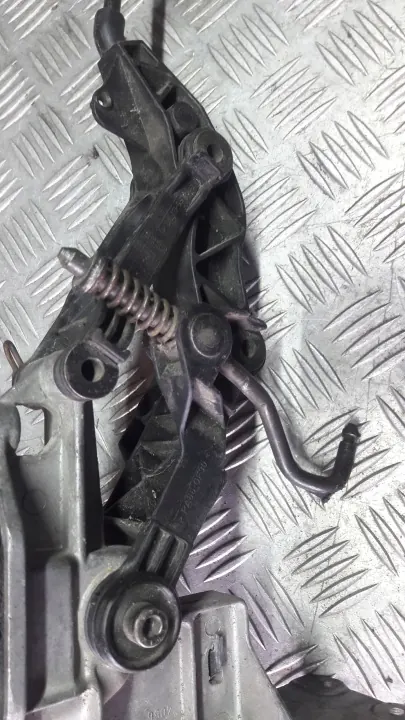 Scania R pedalpotentiometer OEM 1364172 - Begagnad image 7
