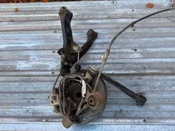 Bakre vänstra knuckle Mitsubishi Pajero IV MR992531 image 6