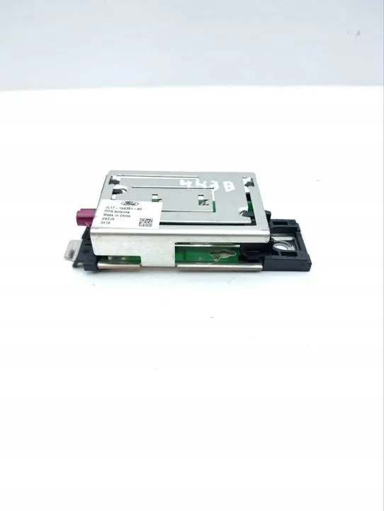 Ford Antenna Amplifier JL1T-19K351-AC for Expedition 2020 image 3