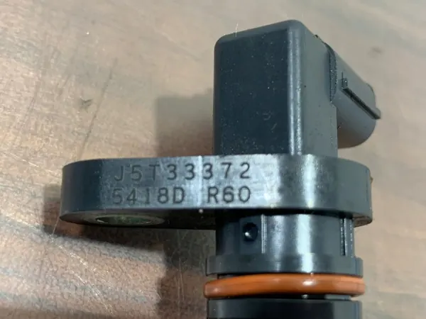 Sensor de árvore de cames OEM J5T33372 Mitsubishi Outlander IV image 4