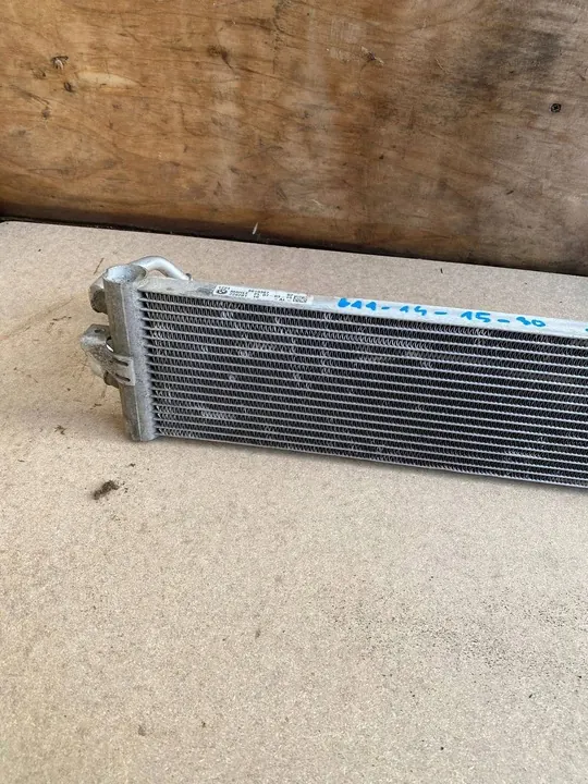 Enfriador de aceite BMW 5 G30 7 G12 3 G20 image 5