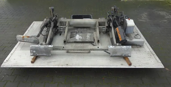 Hayon DH.LM.15 pour Mercedes - Capacité 1500kg image 2