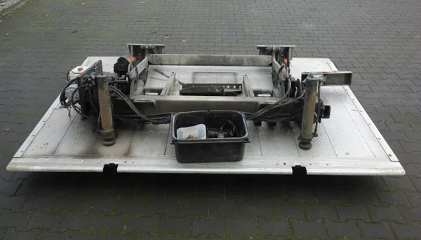 Hayon DH.LM.15 pour Mercedes - Capacité 1500kg image 4