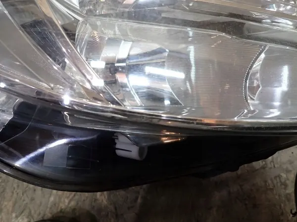 Oikea ajovalo Opel Insignia A 2008-2013 OEM 13226781 image 4