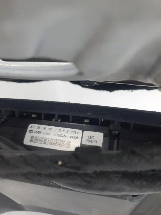 Ecrã LCD de apoio de cabeça Mercedes-Benz OEM A1644409709 image 8