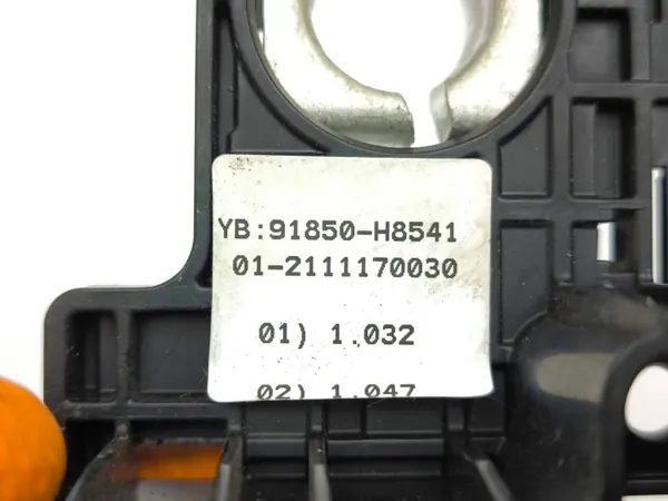 Relé bateria Kia Stonic 2022 OEM 91850H8541 image 8