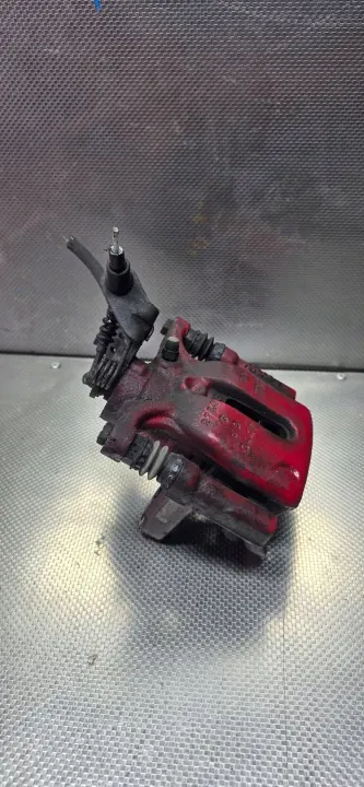 Pinza de freno trasera izquierda Skoda OE 5Q0615424C image 3