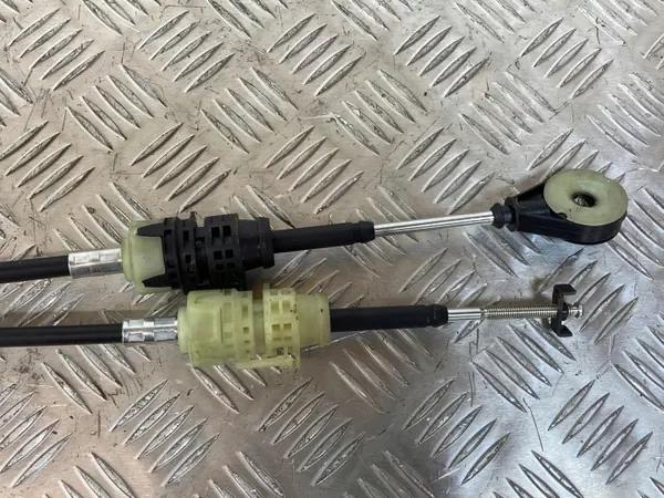 Nissan X-Trail T32 Versnellingskoppeling OEM 349355750R image 4