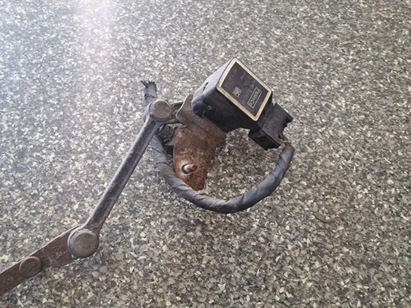 Ford Mondeo IV Koplampniveaumotor OEM 6G9N3C492AA image 3