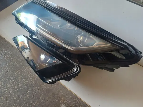 Farol esquerdo Full LED Skoda Kodiaq 2017-2021 OEM 566941015E image 2