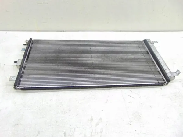 Radiateur d'eau avant OEM 97606AT000 pour Kia Niro image 4