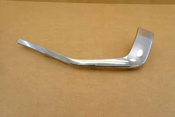 Mitsubishi Space Star III Etupuskuri Trim Oikea Kromi image 8