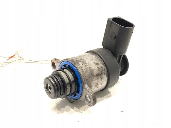 Régulateur de pression de carburant VW Golf VII 2.0 150CV OEM image 1