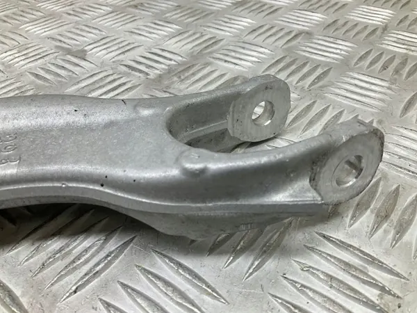 Soporte Amortiguador Izquierdo OEM 8W0413037 Audi A4 A5 B9 image 4