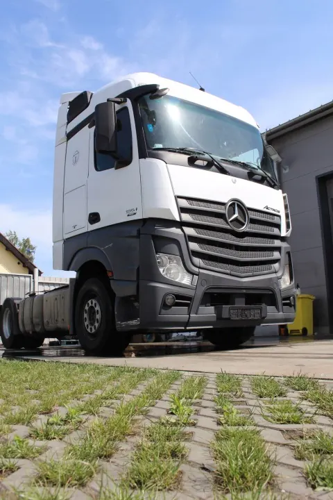 Cabina Completa OEM KABINA KOMPLETNA MERCEDES ACTROS MP4 image 4