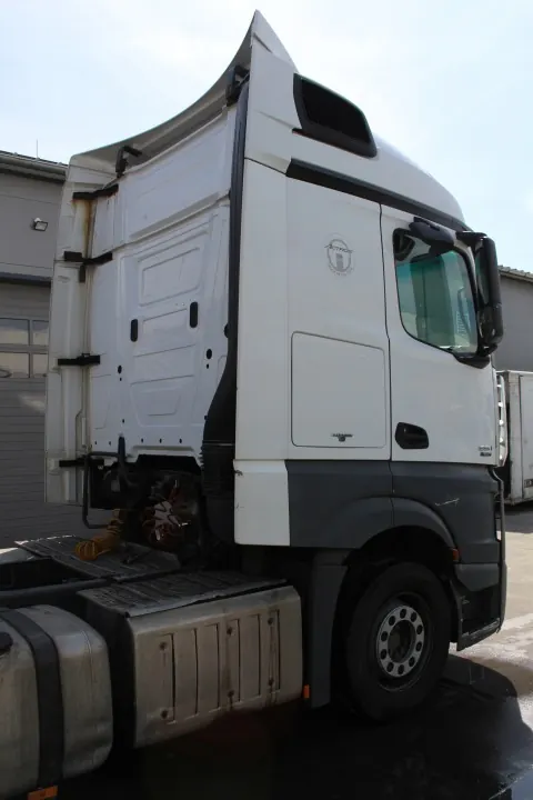 Cabina Completa OEM KABINA KOMPLETNA MERCEDES ACTROS MP4 image 5
