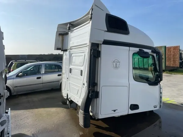 Cabina Completa OEM KABINA KOMPLETNA MERCEDES ACTROS MP4 image 8