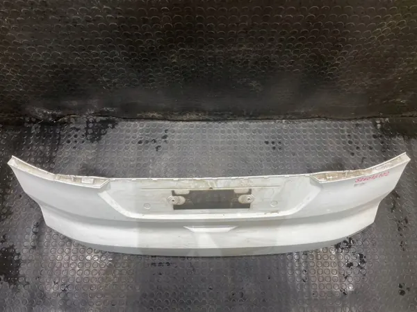 Ford S-Max MK2 Tavaratilan Luukun Päällys OEM EM2B-R423A40-PIA1 image 3