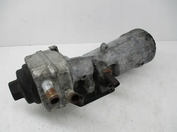 Oljefilterhus Touran Golf 03-08 image 3