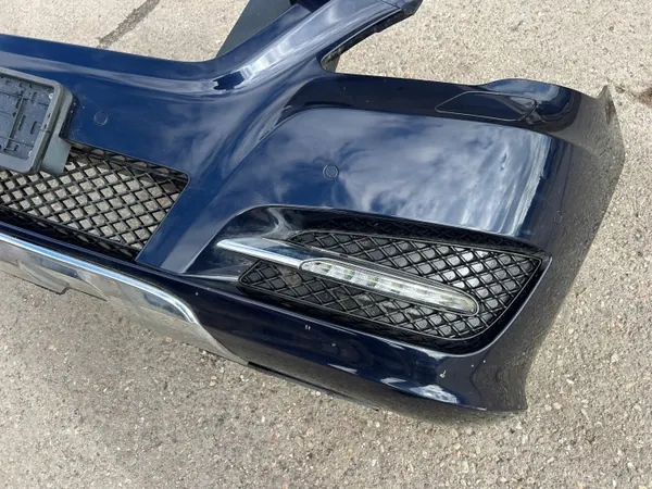 Mercedes W251 LIFT voorbumper OEM W251LIFTasdf5 image 6