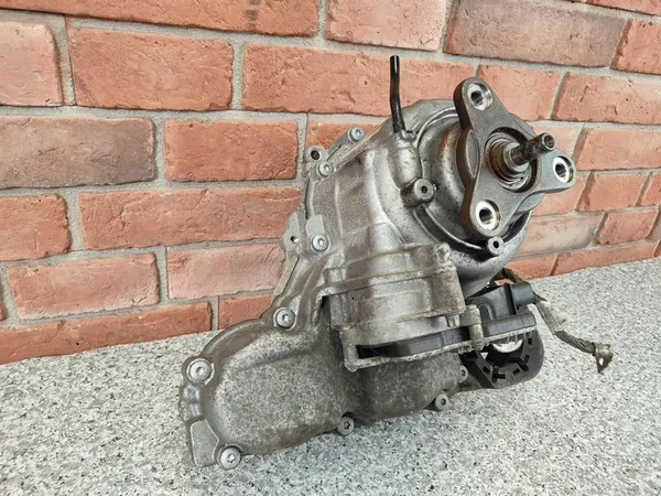 Divisor de caja de transferencia ATC350 BMW F10 F11 F07 F01 F02 image 2