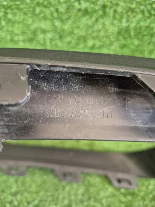 Porsche Macan Protetor de grade OEM 95B807820G - Lado direito image 3