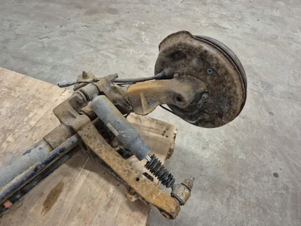 OEM 965438228 Hinterachsschwinge für Citroen Berlingo image 3