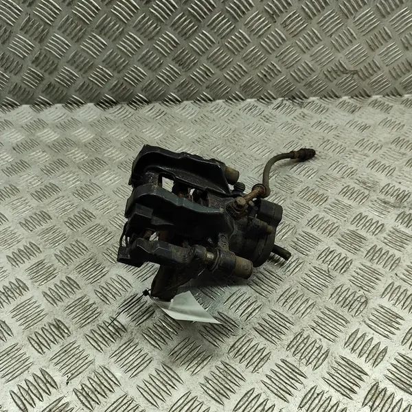 Audi RS3 2018 Oikea Takajarrusatula image 2