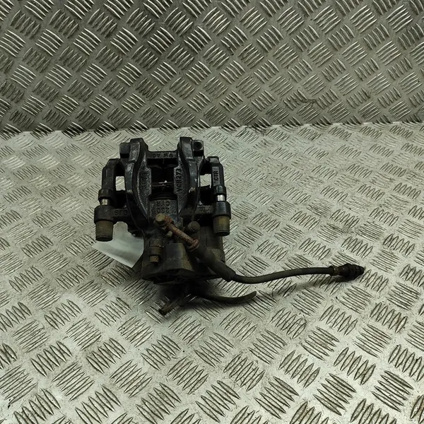 Audi RS3 2018 Oikea Takajarrusatula image 3