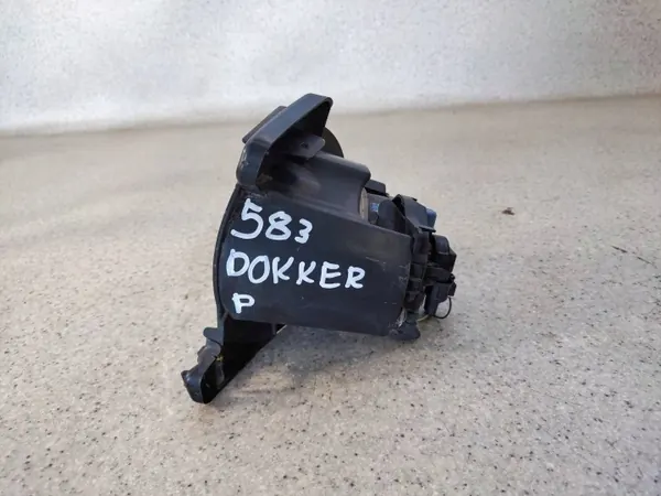 Oikea Halogeenituki Dacia Dokker OEM 261507817R image 4