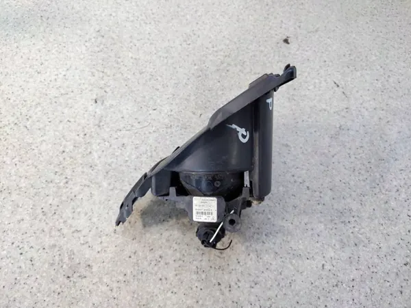 Oikea Halogeenituki Dacia Dokker OEM 261507817R image 6