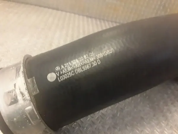 Intercooler-Schlauch Mercedes-Benz E W211 image 3