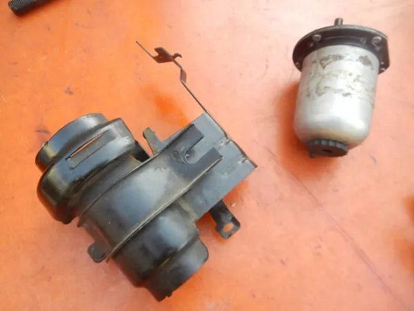 Bränslefilterhus OEM 164118062R Renault image 6