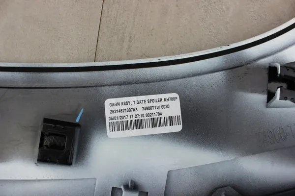 Spoiler OEM 74900-T7W pour Honda HR-V II 2013-2021 image 3