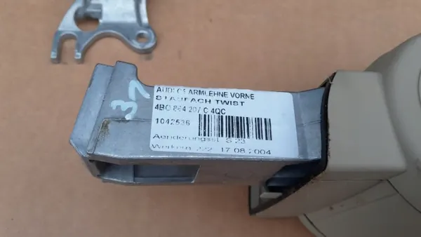 Accoudoir Audi A6 C5 OEM - Tissu Twist Clair image 9