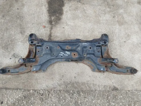 Subchasis delantero Toyota Yaris II OEM YARIS II SANKI PRZÓD image 2