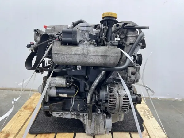 Moteur SAAB 205E MMAUTKO-28427-B205E Complet image 4