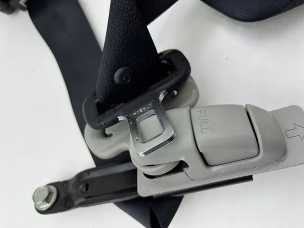 Suzuki Swift Sport MK8 Right Front Seat Belt 84920-52R0 image 3