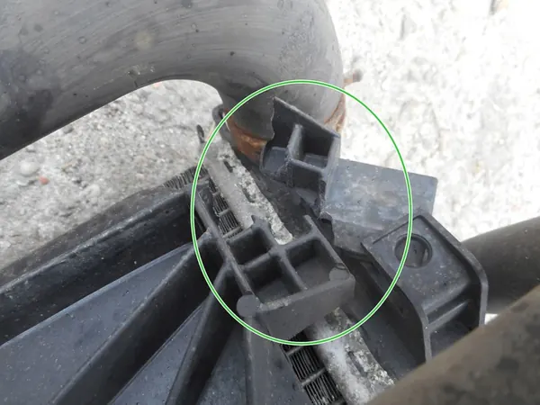 Kylarrubrik Renault Master III 2.3 dci 214C10001R image 5