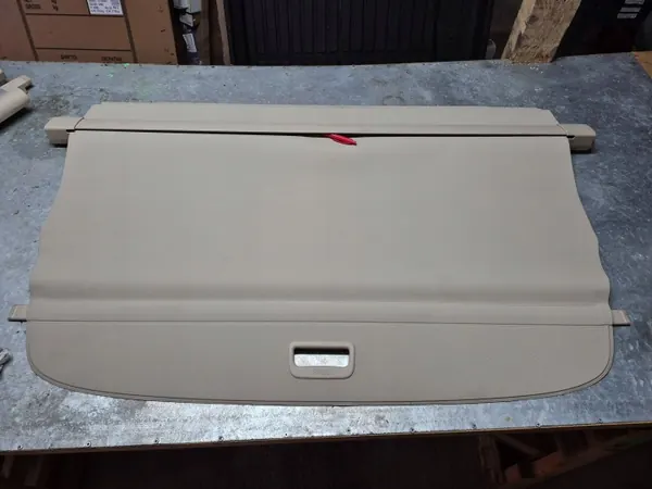 Skoda Superb III Kombi kofferbakrolgordijn OEM 3V9867871A image 2