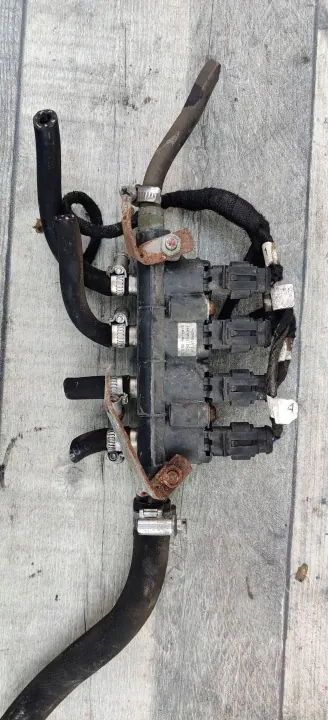 Rampe d'injection GPL OEM 67R010256 - Occasion image 3