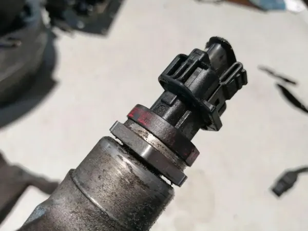 Sensor óleo rail injeção Nissan OE 0445214155 image 3
