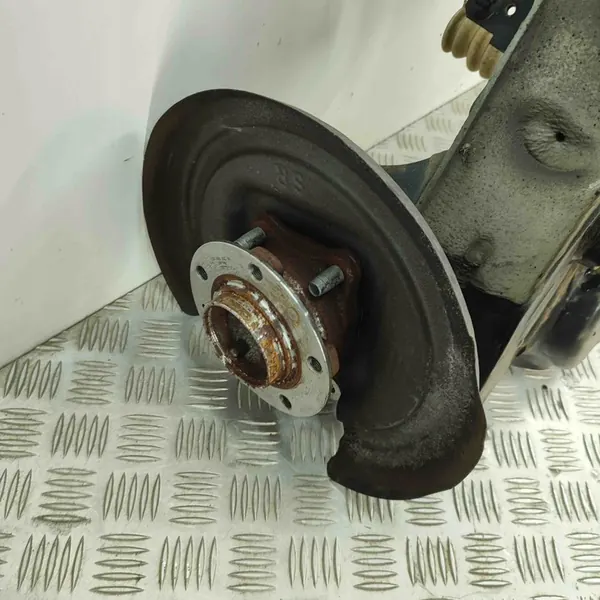 Essieu arrière Opel Astra L (O5) 1.2L 2023 9833974980 image 4