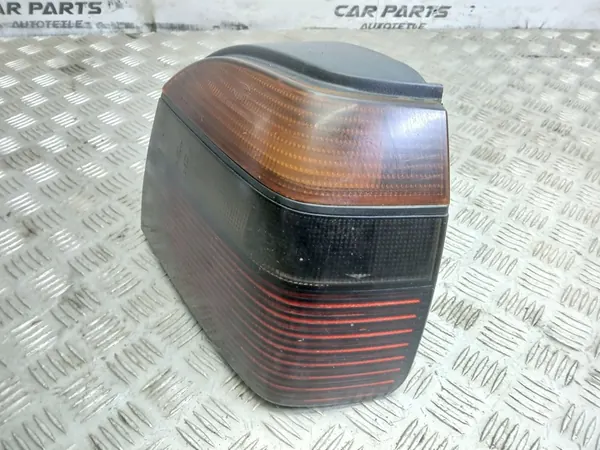 Volkswagen Golf III höger bakljus 1H6945112B image 2