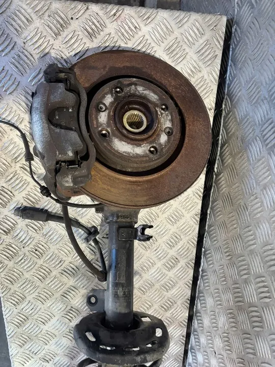 Amortizzatore destro Peugeot 208 1.6 Blue HDI image 3