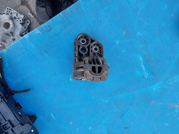 Rechter radiatorbevestiging OEM 50541422 voor Alfa Romeo Stelvio 2.2 image 2