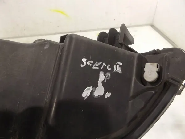 Oikea Ajovalo Renault Scenic III Xenon 260101724R image 7