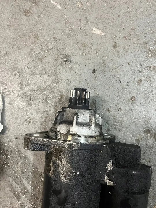 Arrancador VW T5 2.5 TDI 02M911023Q image 5