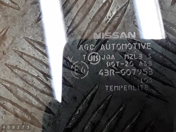 Vidro de porta Nissan Leaf OEM e643r007953 - Usado image 3