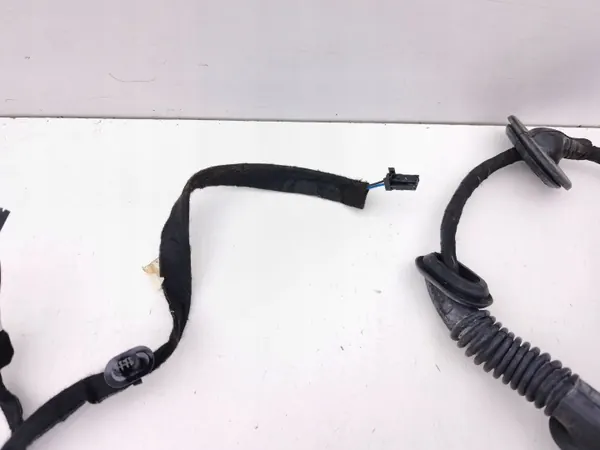 Cableado de maletero Renault Captur II OEM 240516393R image 10